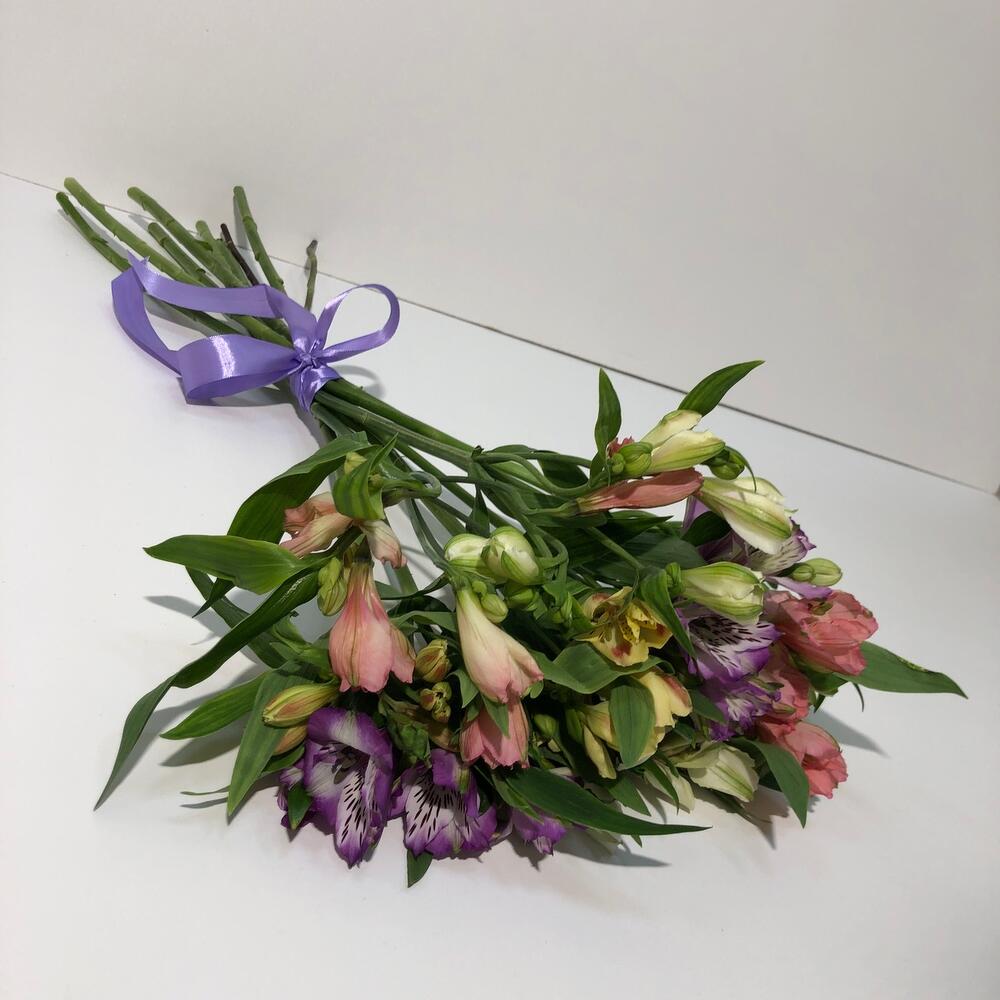 Букет Альстромерия микс