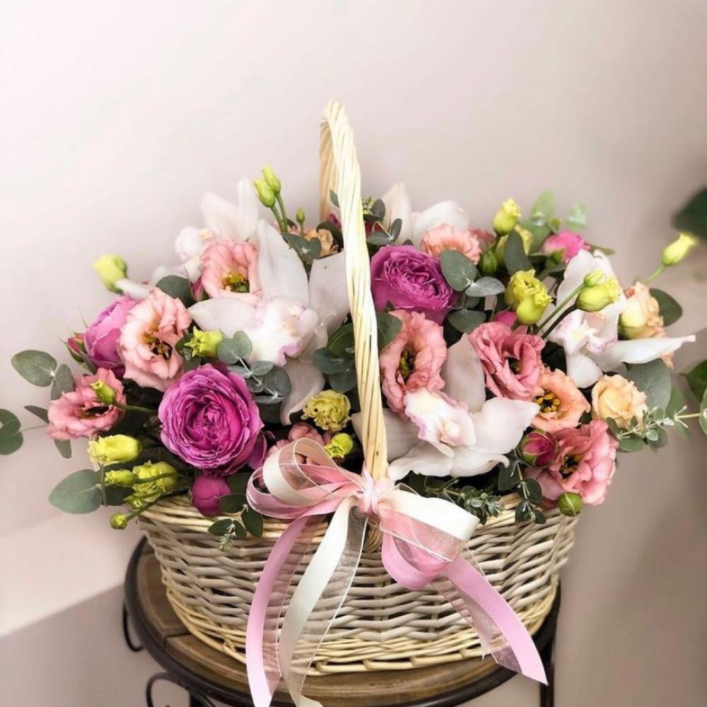 Композиция в корзине